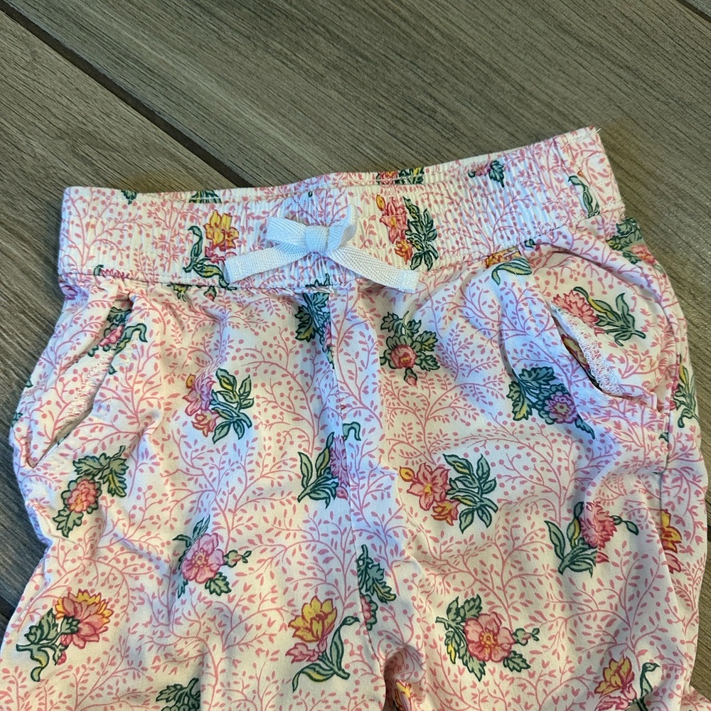 Janie and Jack, Girls pants, Size 5 - Picture 2 of 4
